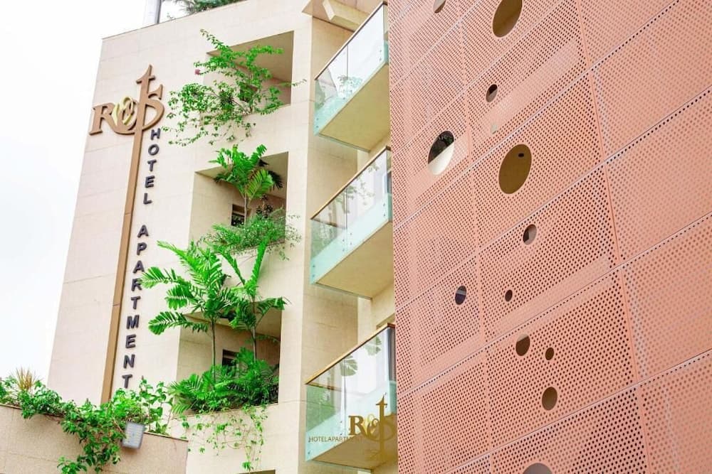 Roots Hotel Apartments, Abidjan