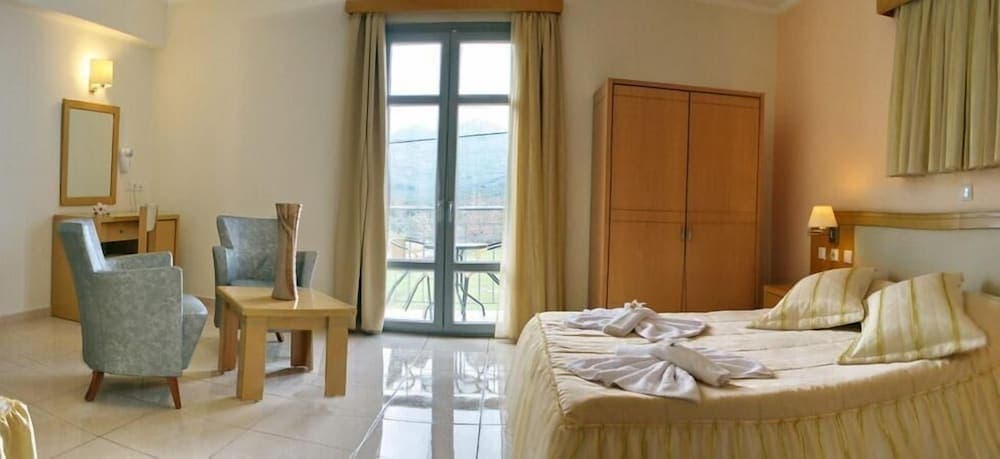 Theofilos Superior Resort Hotel & Spa, Lesvos, photo 4