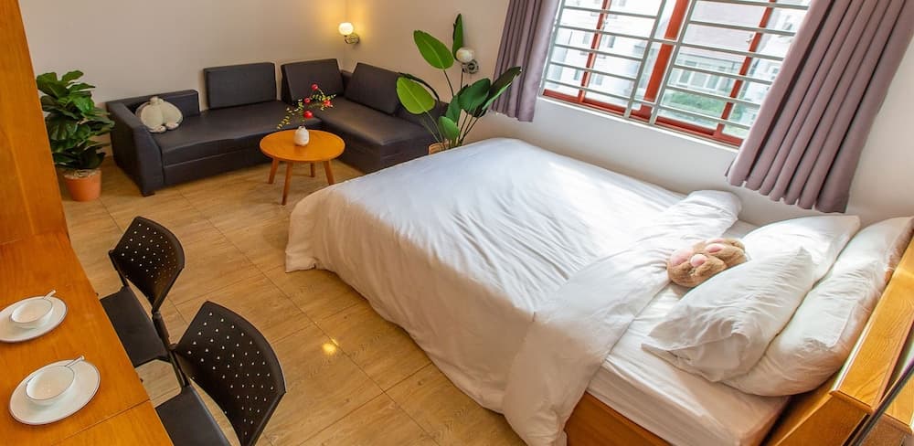 Hotel room at Donald Service Apartment