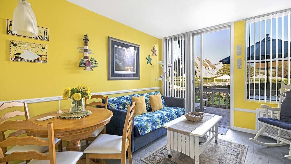 The Surf Club, Montauk, photo 2