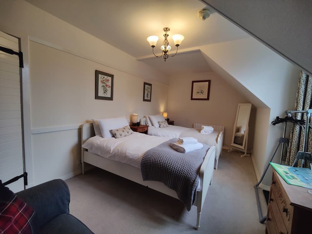 bossington hall, Bossington, photo 6