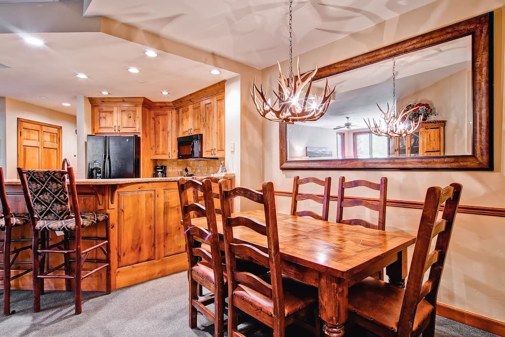 Highlands Area by East West Hospitality, Avon, photo 6