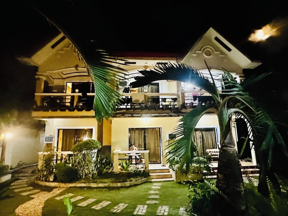 Vilus Place, Boracay Island