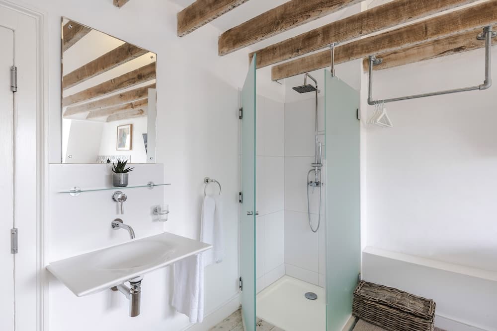 4 Berkeley Sq - YourApartment, Bristol, photo 3