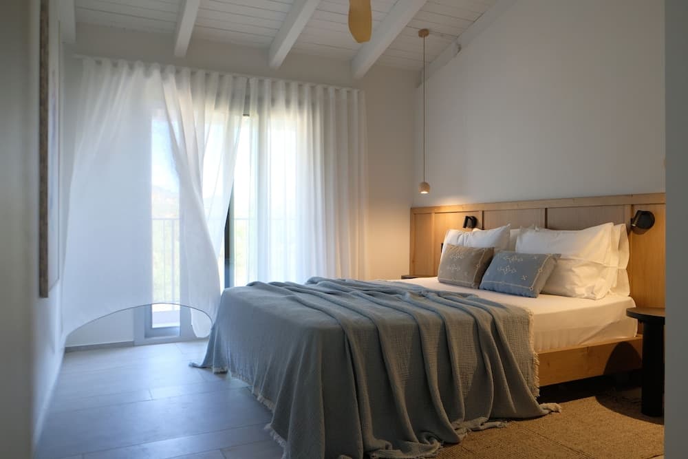 Evia Bay Suites & Retreats, Istiaia-Aidipsos, photo 3