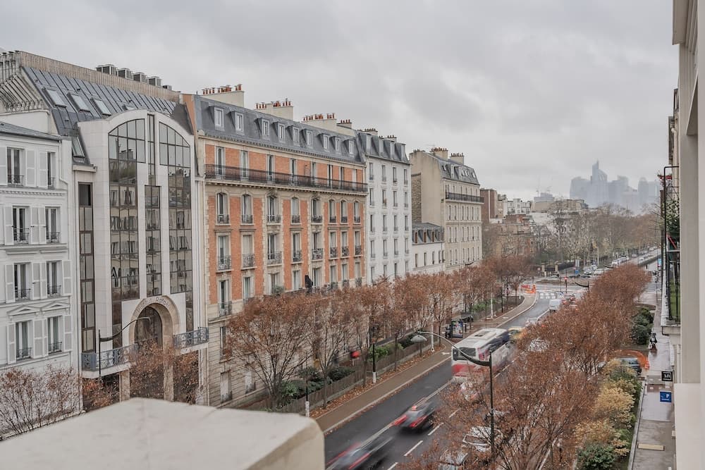 Building at Yuna Porte Maillot - ApartHotel