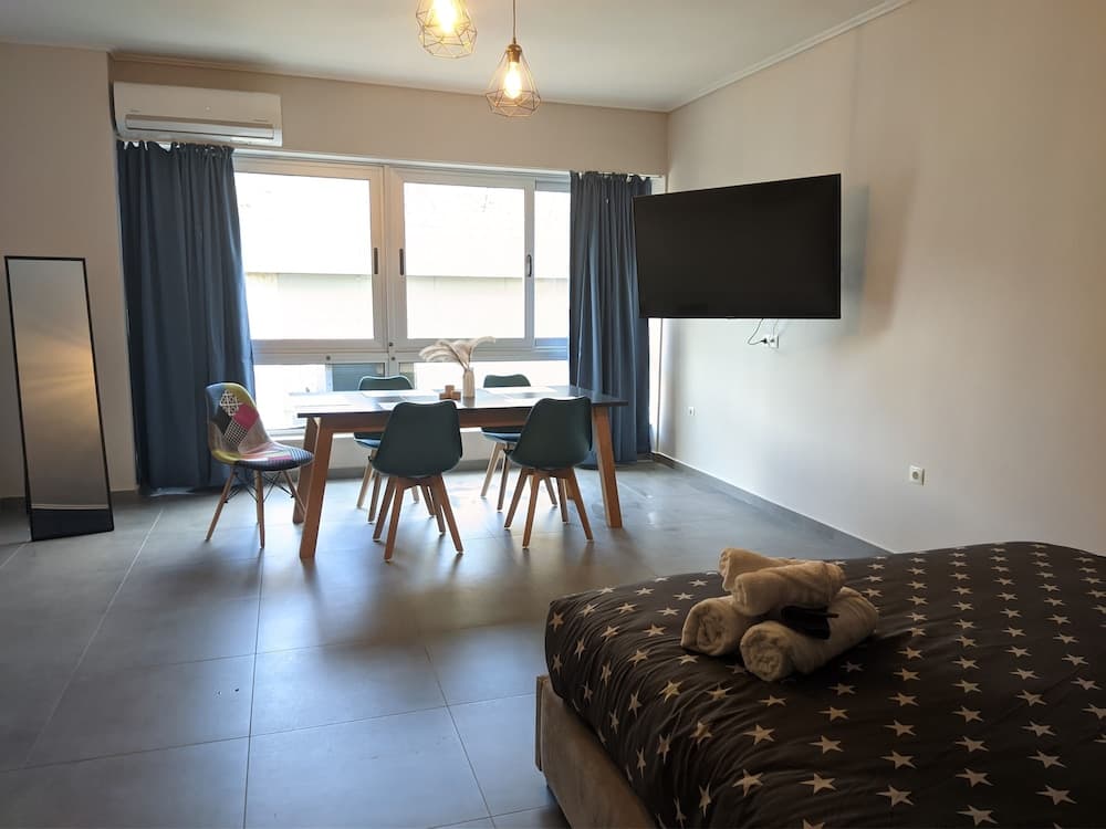Ermou Downtown Suites by Athens Urban Retreat, Athens, photo 5