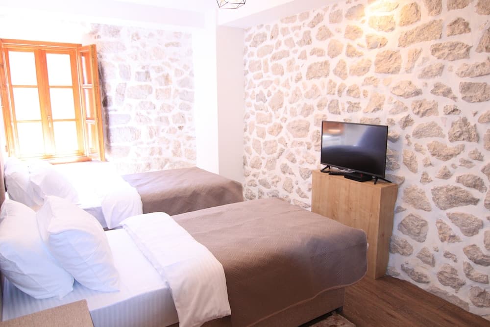 Apart hotel Fantasia, Cetinje, photo 2