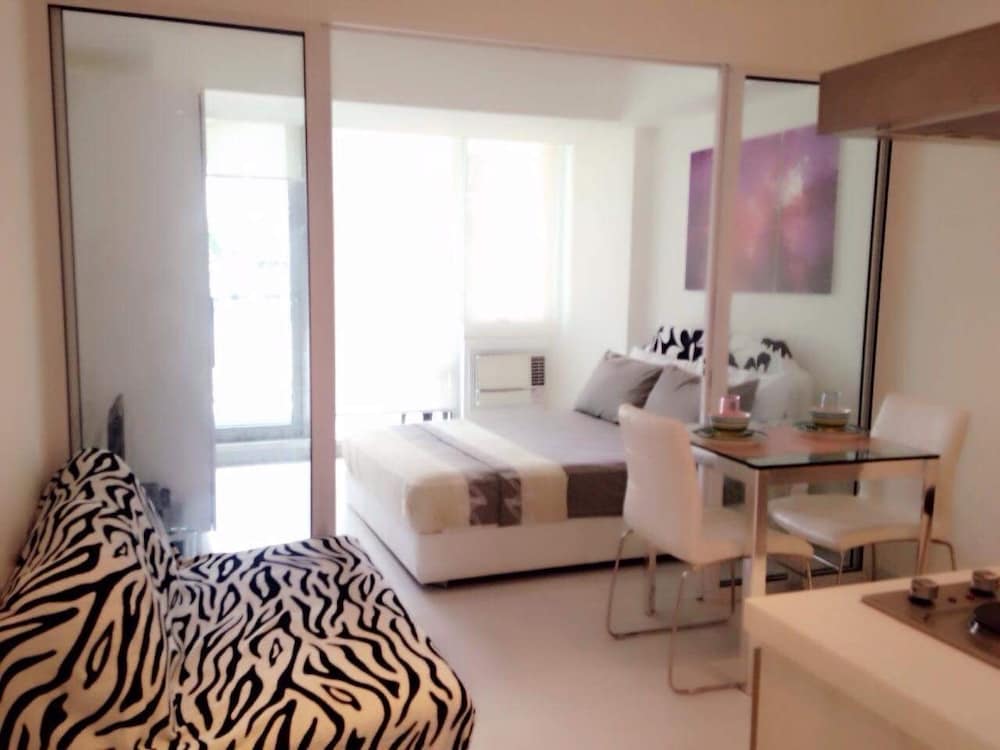 Azure Residences Condominium Daily Rental, Parañaque, photo 5