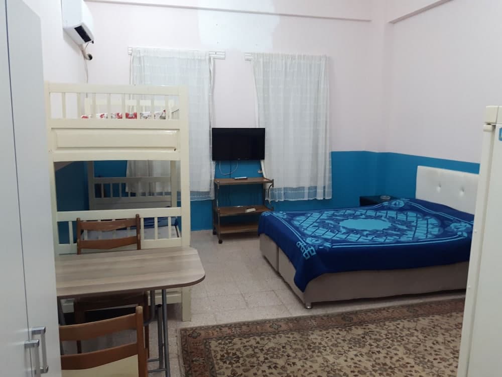 Mai Ak Pansiyon, Cinarcik, photo 2