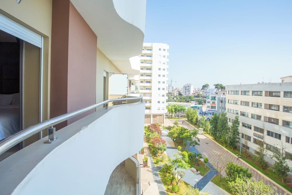W-Aldorf, Casablanca, photo 5