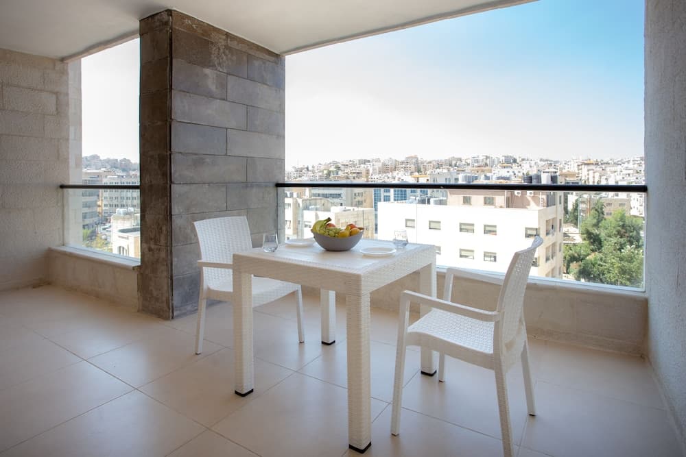 Triple A Hotel Apartments, Amman, photo 3