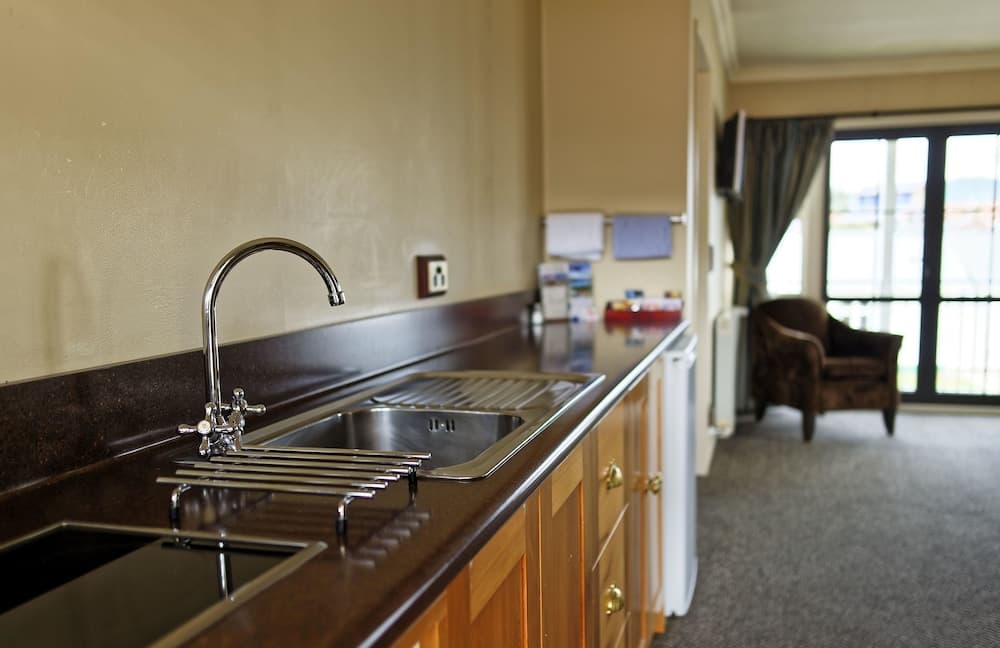 Lantern Court Motel, Reefton, photo 6