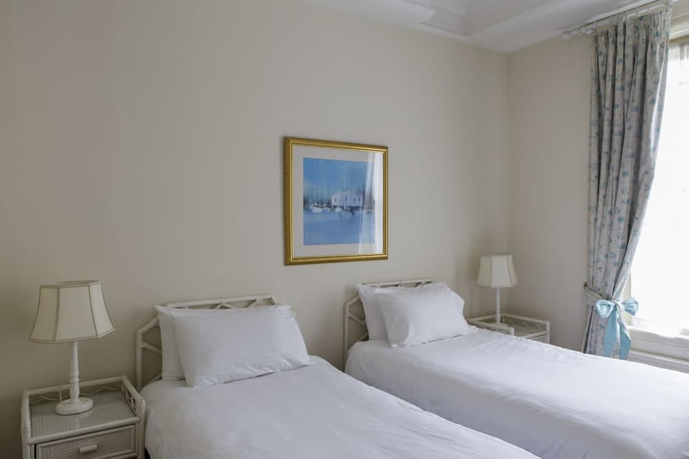 No 1 The Mansion Apartments by Mansley, London