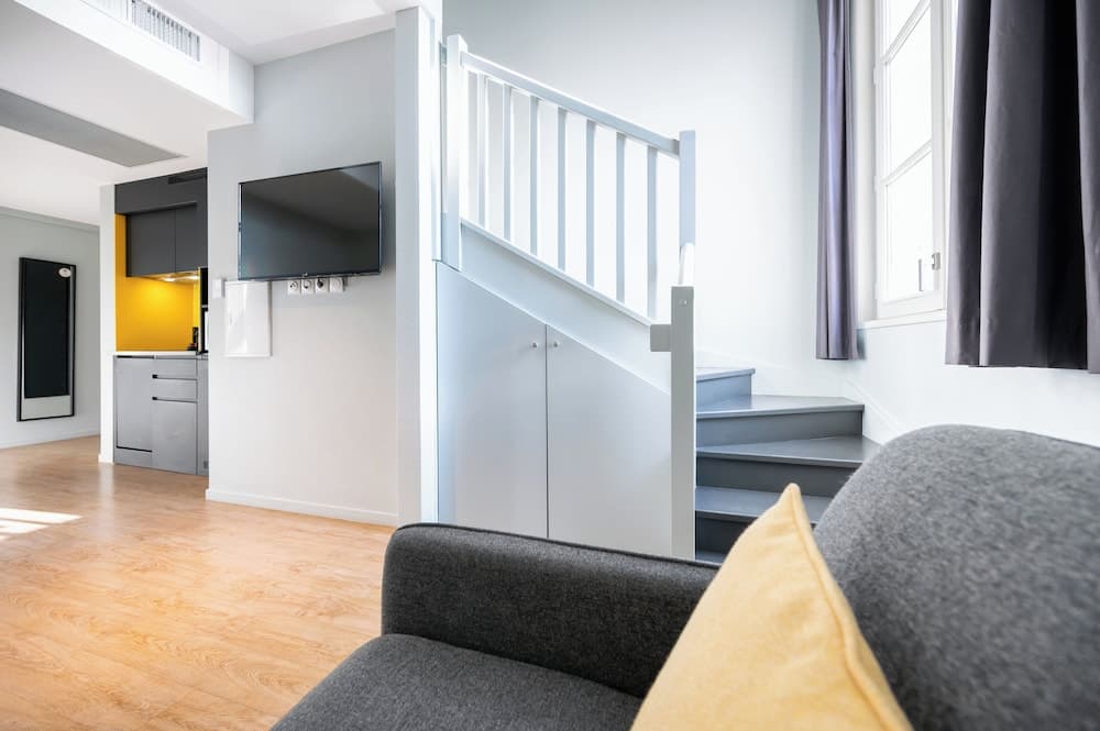 Staycity Aparthotels, Bordeaux City Centre, Bordeaux, photo 6