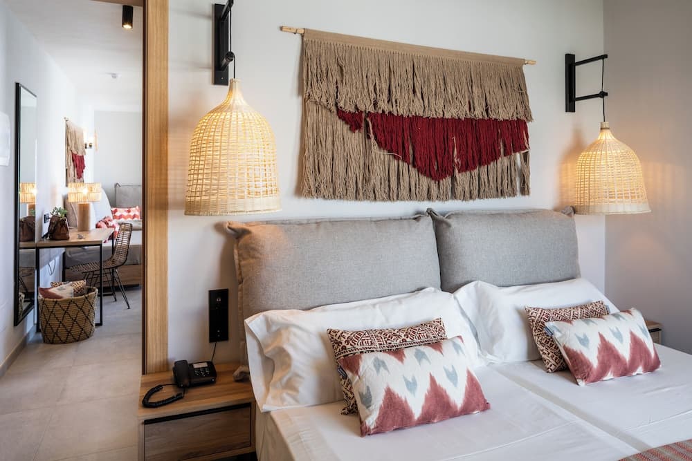 Aparthotel Casita Blanca - Adults Only, Sant Antoni de Portmany, photo 2
