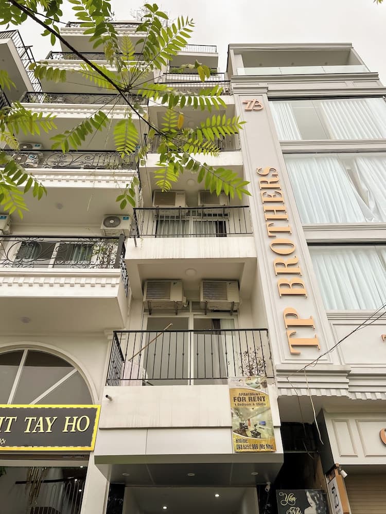 NINE HOUSING 30 Yen Hoa, Hanoi