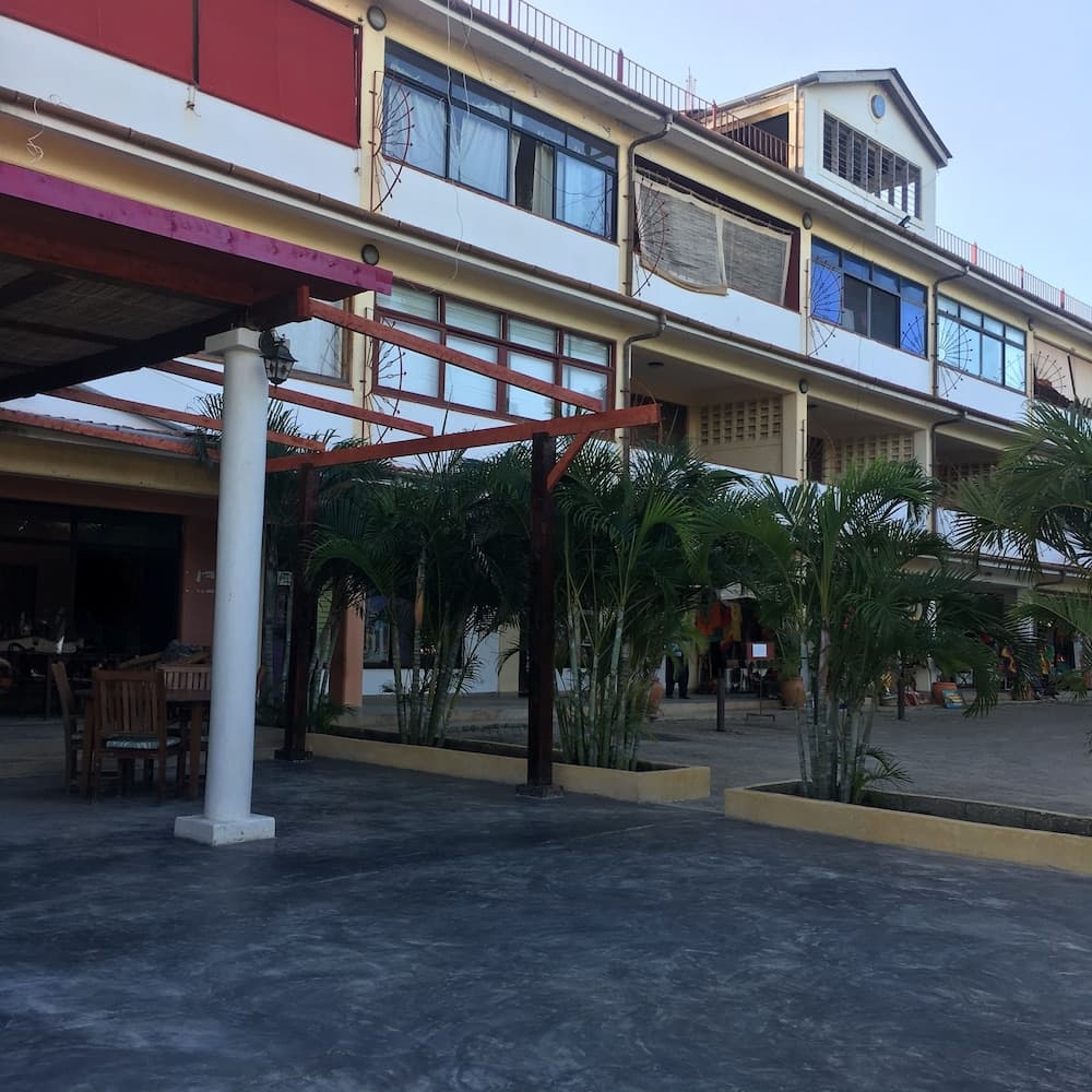 Qua Bruce Apartment, Diani Beach