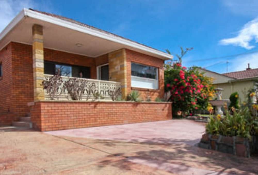 Jesmond Executive Villas, Jesmond, photo 6