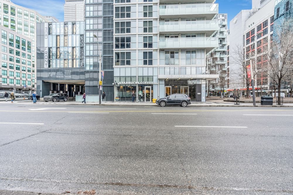 Cityplace Executive Suites, Toronto