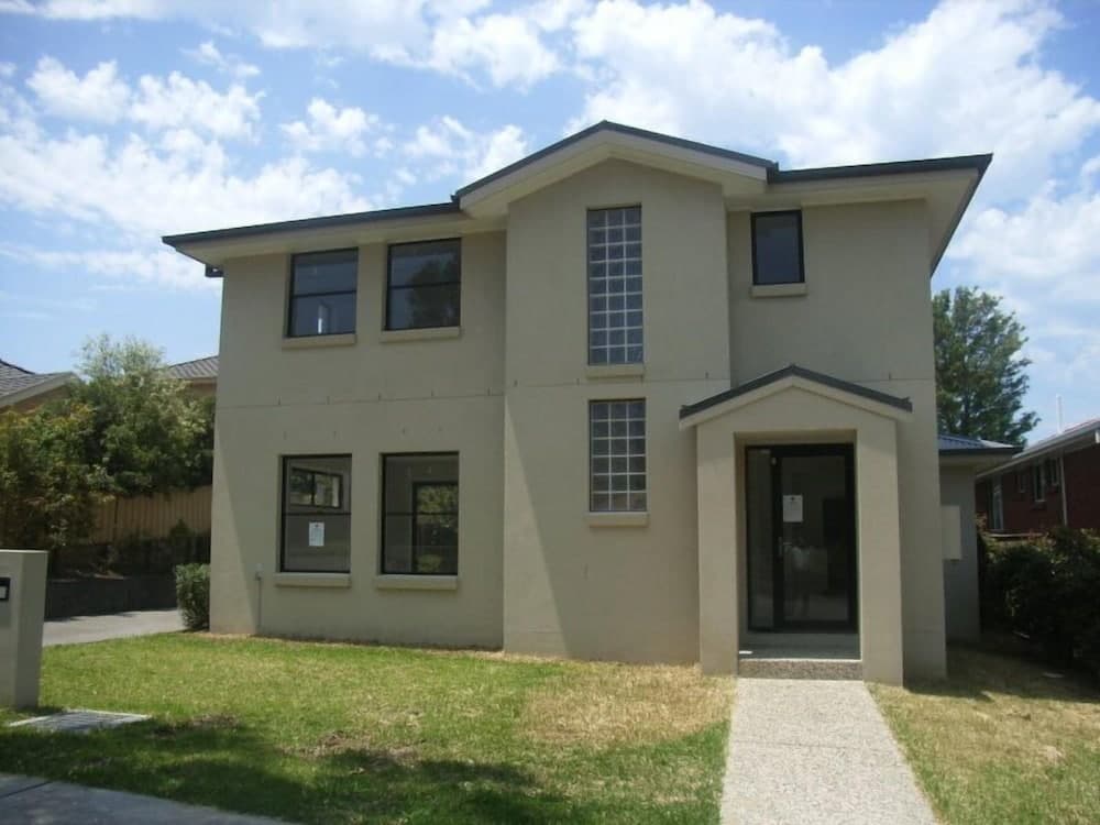 Charlestown Townhouse, Charlestown
