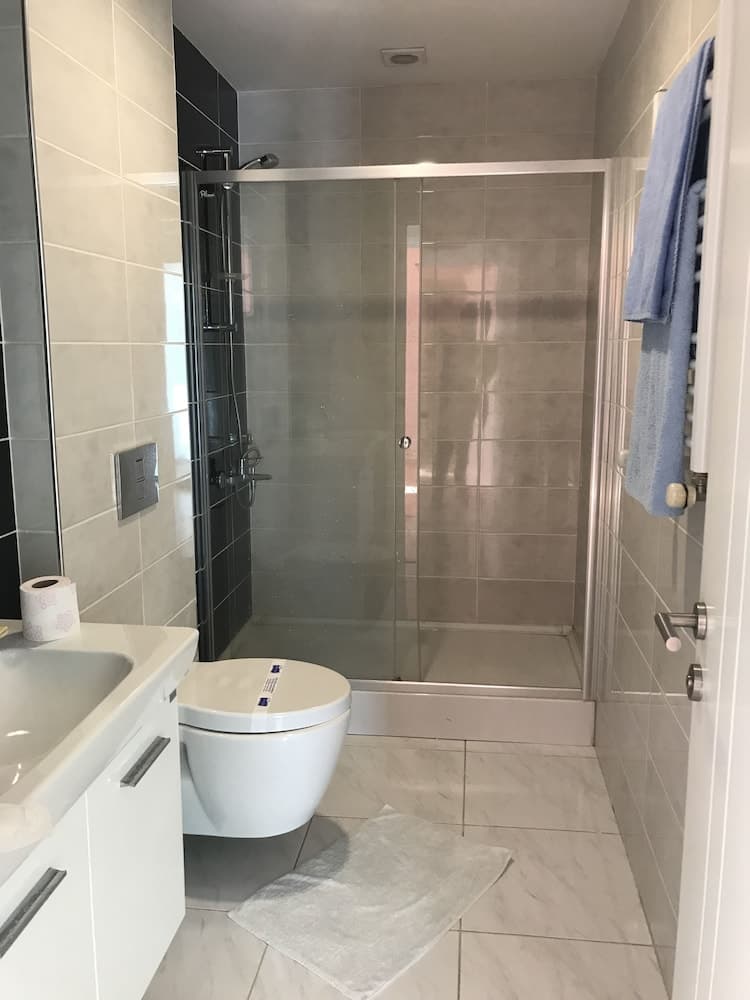 Bathroom at Arma Apartments