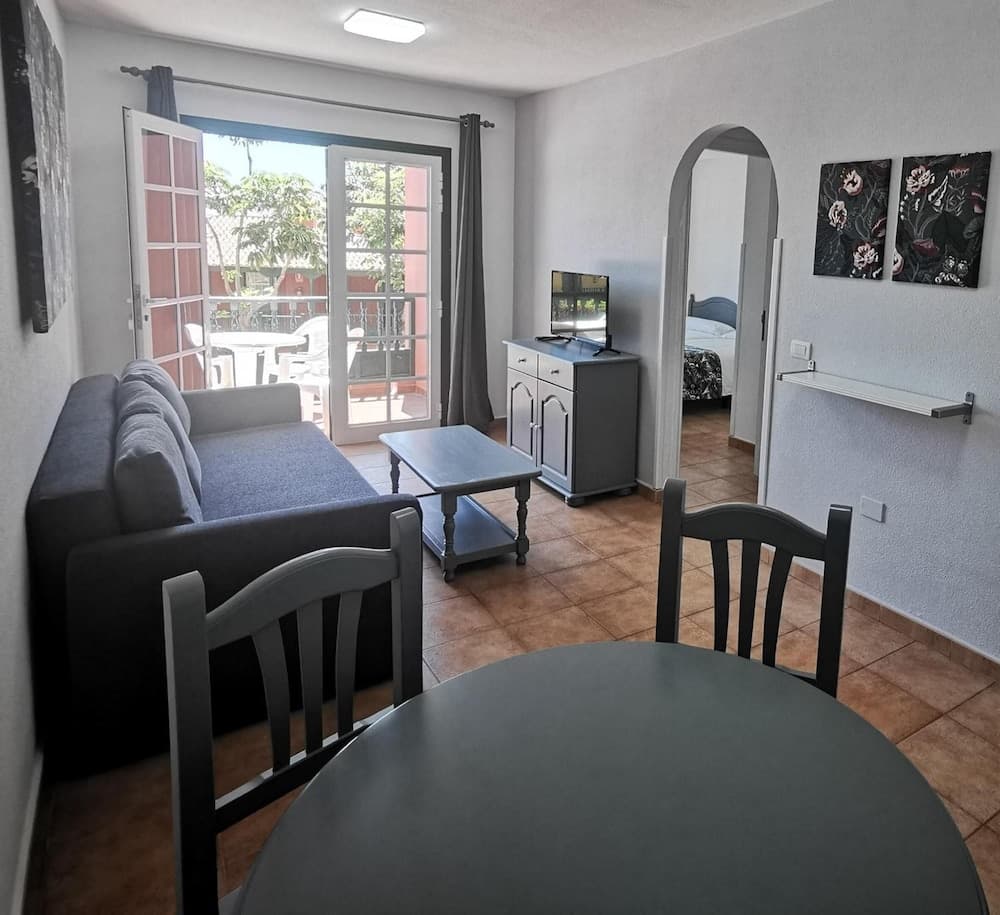 Apartamentos Oasis San Antonio, Brena Baja, photo 4
