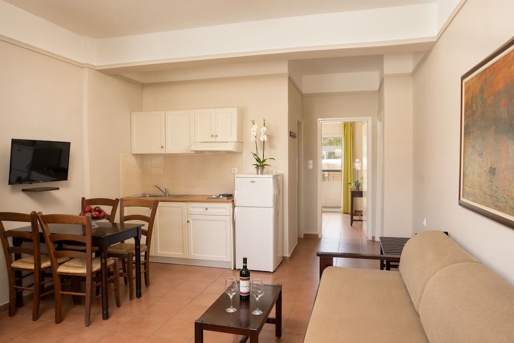 Talos Hotel Apartments, Chania, photo 3