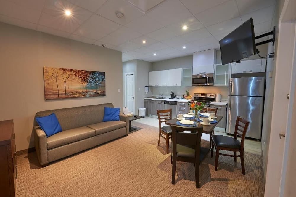 Wasaga Riverdocks Hotel Suites, Wasaga Beach, photo 2