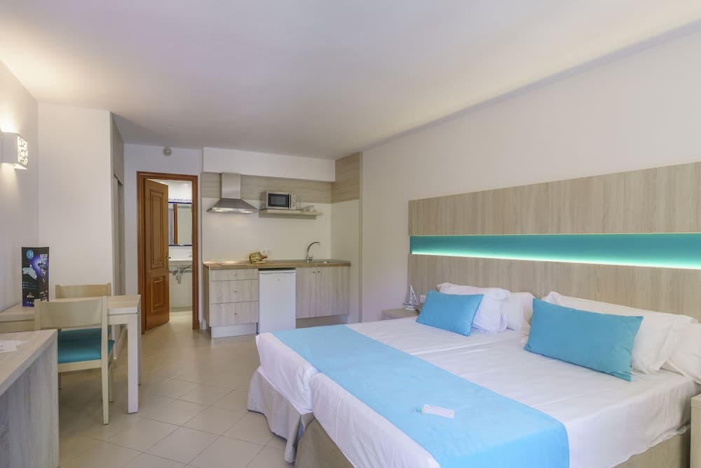 Comitas Floramar, Ciutadella de Menorca, photo 2