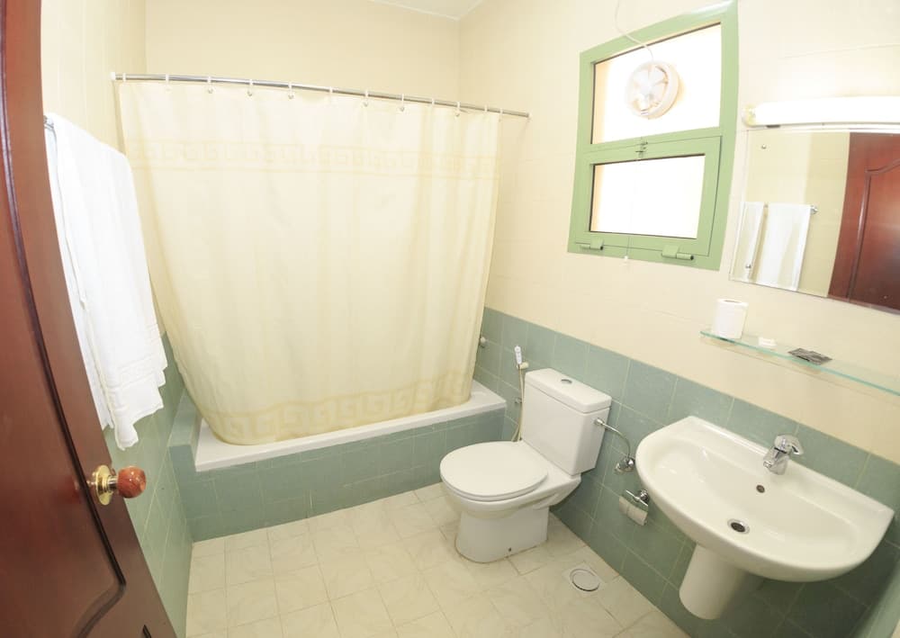 Gulf Hotel Apartment, Muscat, photo 4