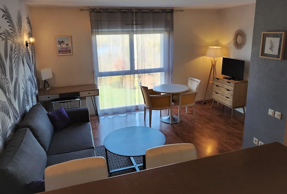 APPART HOTEL Résidence Carouge, Bretigny-sur-Orge