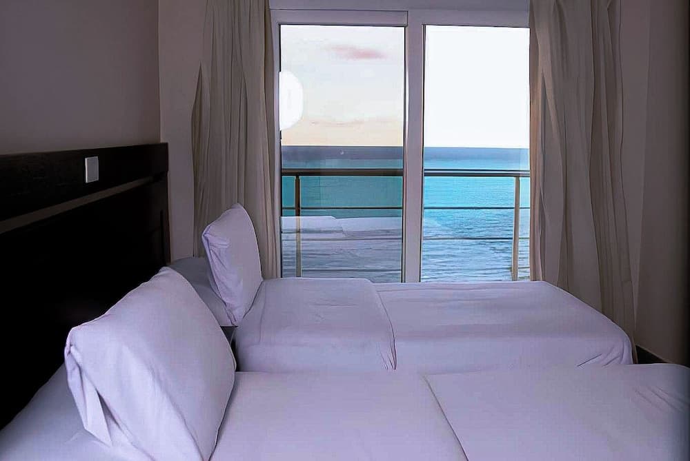 Luxury Apartment 3BR & Full Sea View, Marsa Matruh, photo 5