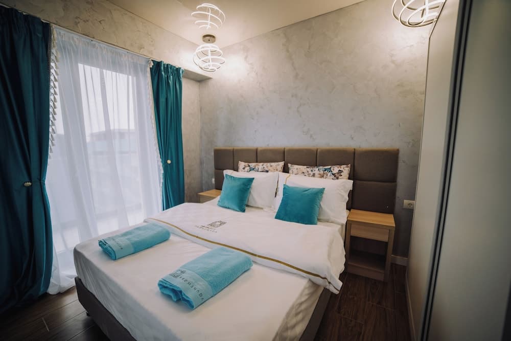 Signature Promenada Hotel-Apartments 2, Navodari, photo 5