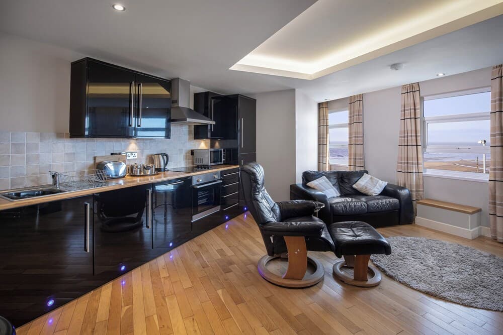 Granada Apartments Queens Mansions, Blackpool, photo 5