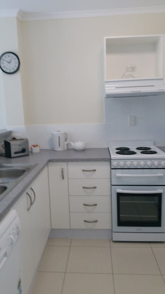 Pacific Sands Holiday Apartments, Holloways Beach, photo 6