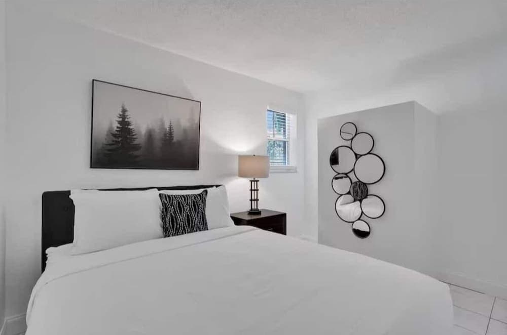 Waves by Stay Hospitality, Pompano Beach