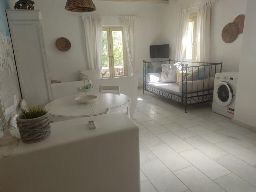 THEROS CASA LOGARAS, Paros, photo 4