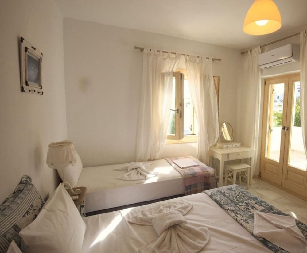 THEROS CASA LOGARAS, Paros, photo 6