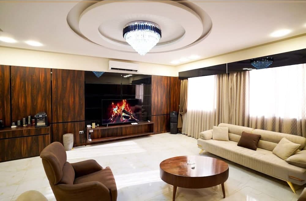 Nakheel Suites, Irbid