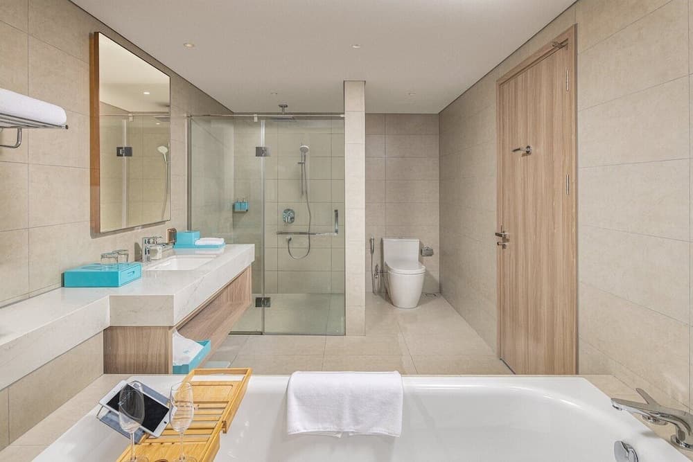 Luxe Rental Apartments - Residence A La Carte, Ha Long, photo 2