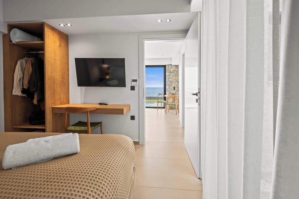 Evelmare Beachfront Apartments, Ierapetra, photo 4