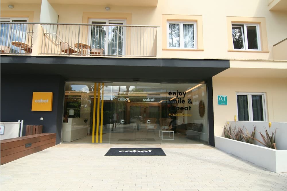 Cabot Tres Torres Apartamentos, Palma de Mallorca, photo 5