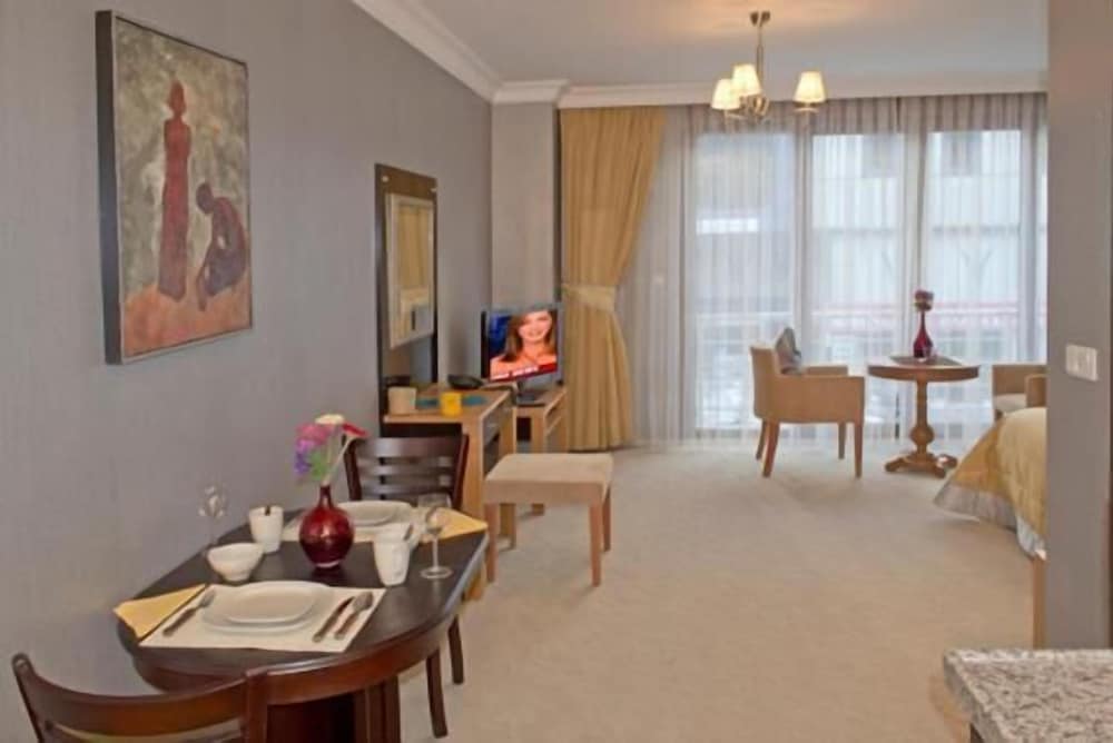 The Bosphorus Aparts, Istanbul, photo 3