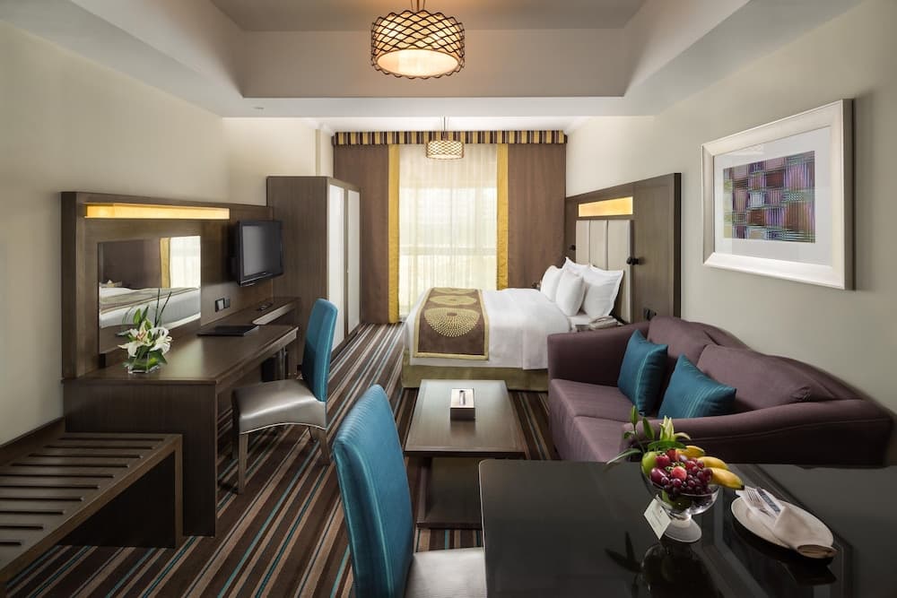 Savoy Central Hotel Apartments, Dubai