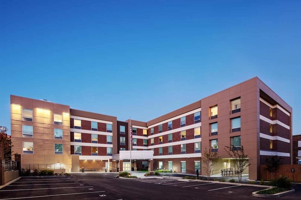 Home2 Suites By Hilton Memphis Downtown, Memphis