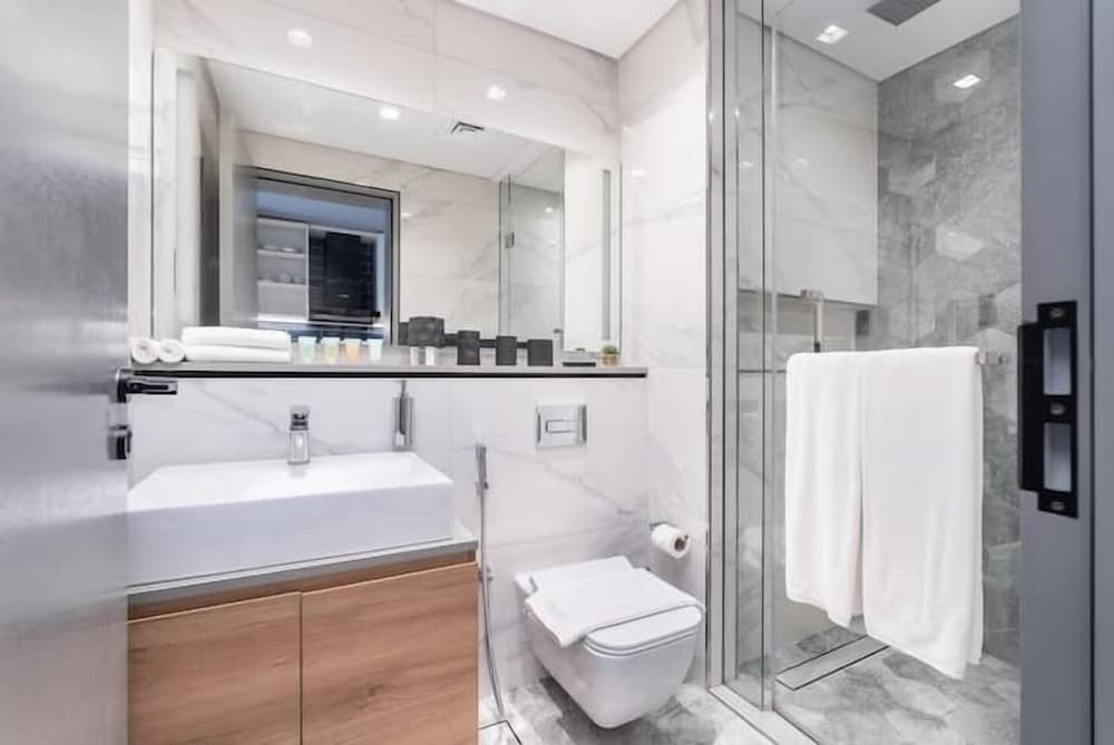 Bathroom at Vogue Downtown - MAG318 Tower