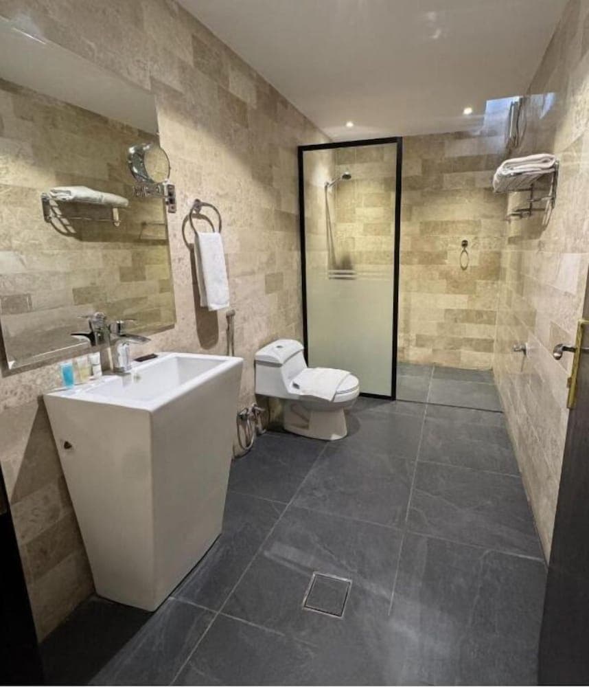 Alufq Hotel Suites, Ha'il, photo 3