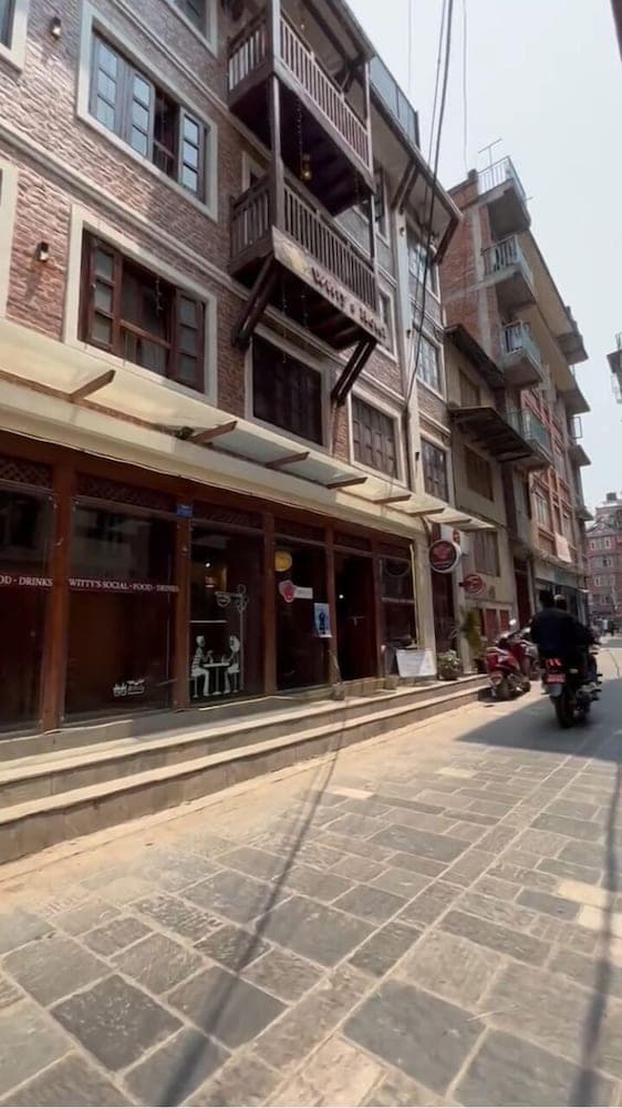 Wittys hotel, Lalitpur