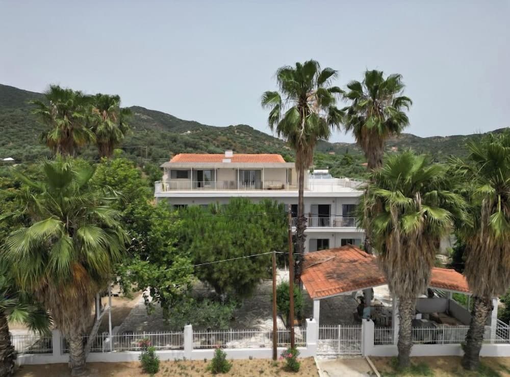 Evia Bay Suites & Retreats, Istiaia-Aidipsos
